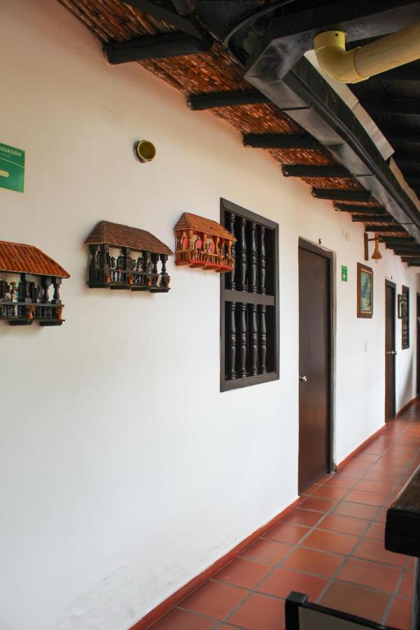 Hotel Colonial San Felipe Girón Exterior foto