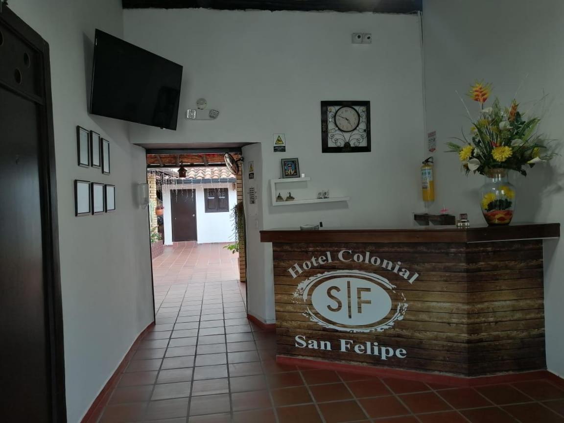 Hotel Colonial San Felipe Girón Exterior foto